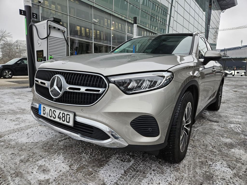 Mercedes-Benz 200