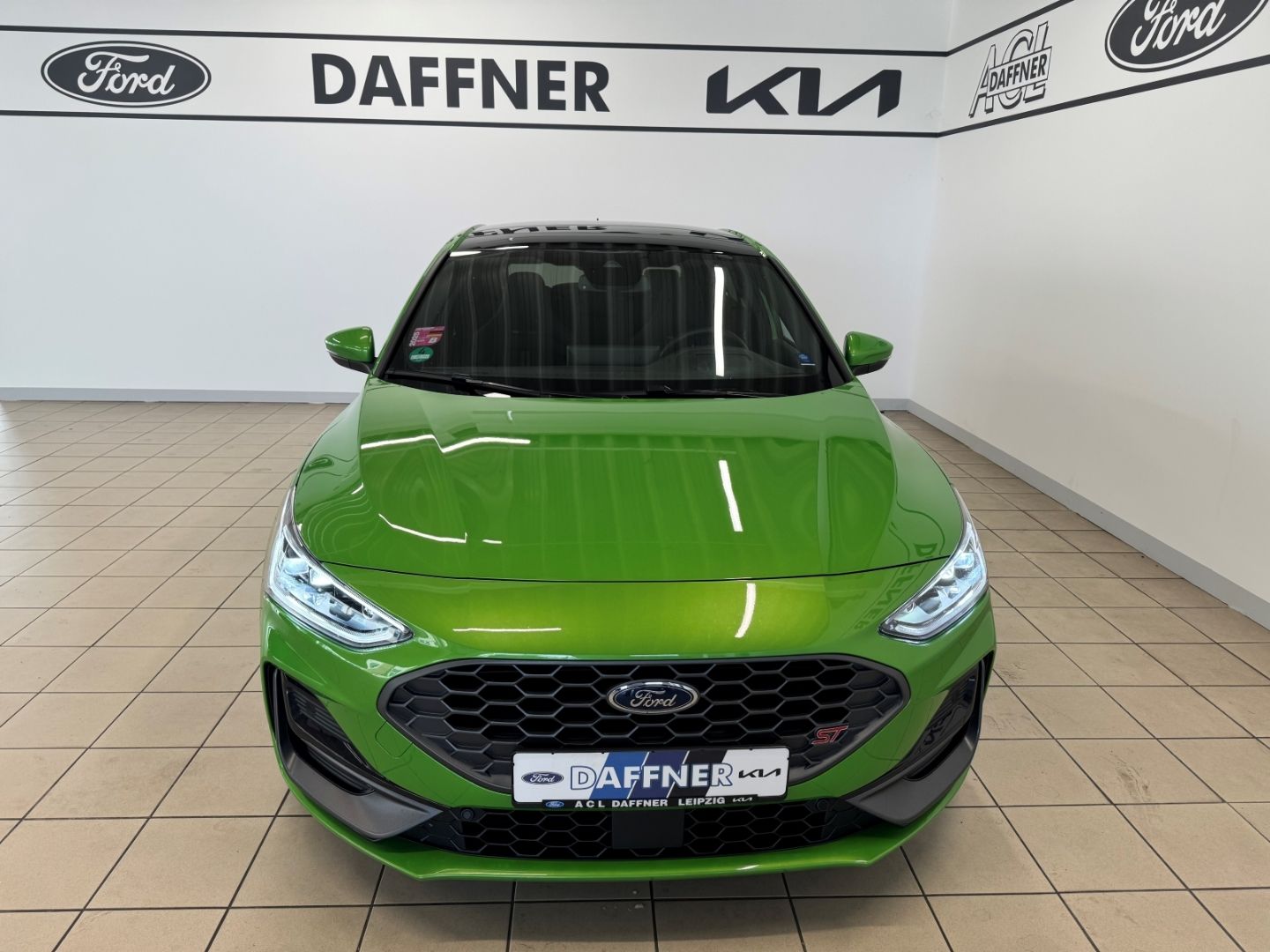 Fahrzeugabbildung Ford Focus ST X 2.3 EcoBoost B&O LED Head-Up Kamera