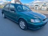 Honda Civic 1.6i LS+Automatik - Honda Civic mit Benzin-Antrieb: Limousine, 1.6