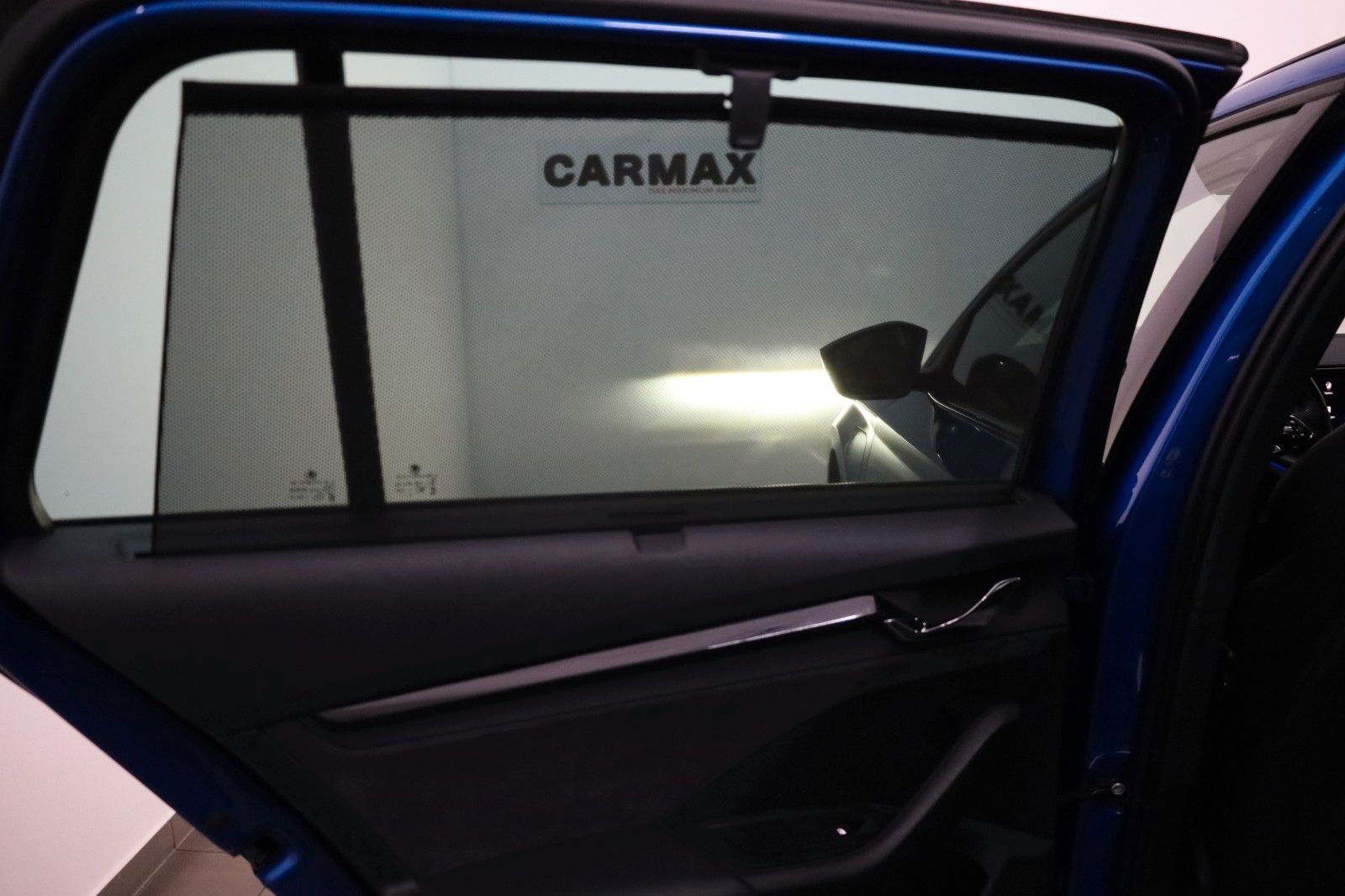 Fahrzeugabbildung SKODA Octavia Combi RS iV,Navi,Kamera,4xSH,HUD,Pano+WR