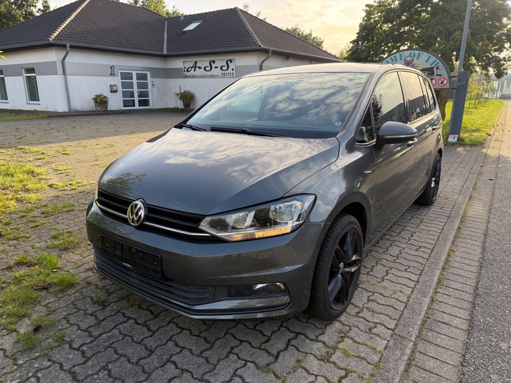 Image of Volkswagen Touran