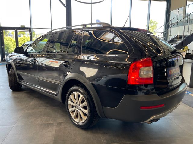 Skoda Octavia Combi Scout 4X4 *TÜV Neu*Xenon*