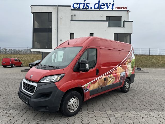 Peugeot Boxer Verkaufsfahrzeug Foodtruck 