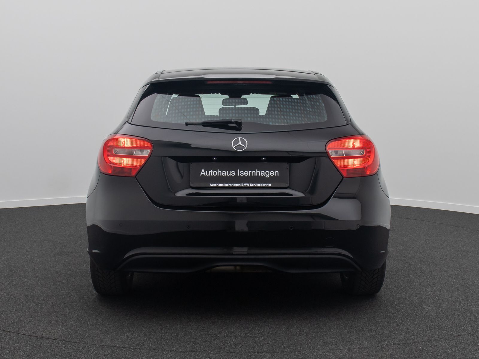 Fahrzeugabbildung Mercedes-Benz A180 BlueEfficiency Navi Sound Tempomat ParkAsst