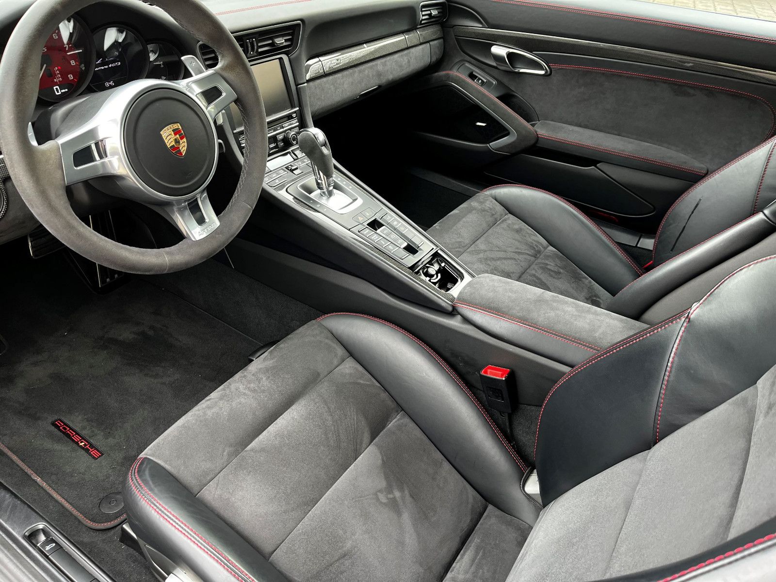 Fahrzeugabbildung Porsche 911 991 Carerra 4 GTS Cabrio Appr. 02/2027