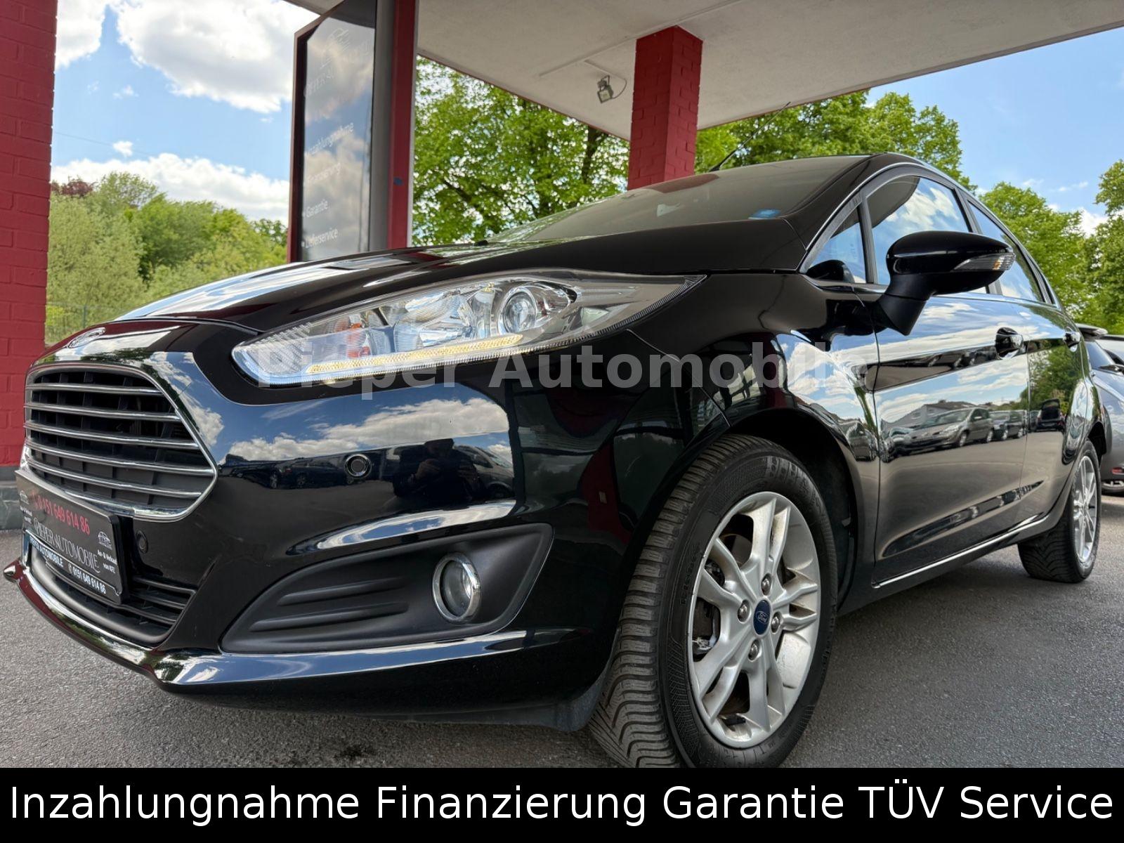 Ford Fiesta Titanium 5-trg. SHZ PDC 1 Jahr Garantie