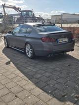 BMW  F 10 2010 - BMW: Kombi, F10