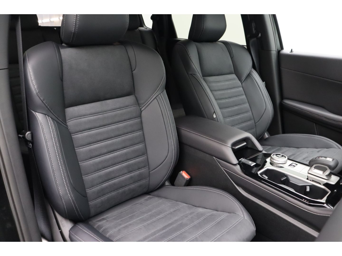 Fahrzeugabbildung Mitsubishi Plug-in Hybrid Outlander Select 2,4l PHEV  ACC
