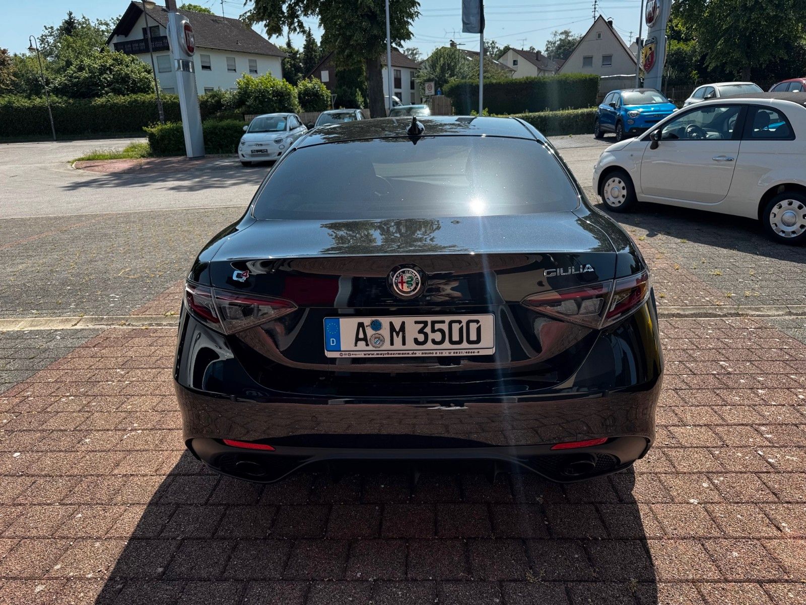 Fahrzeugabbildung Alfa Romeo Giulia MY23 Veloce 2.2 Diesel 210PS MEMORY NAVI