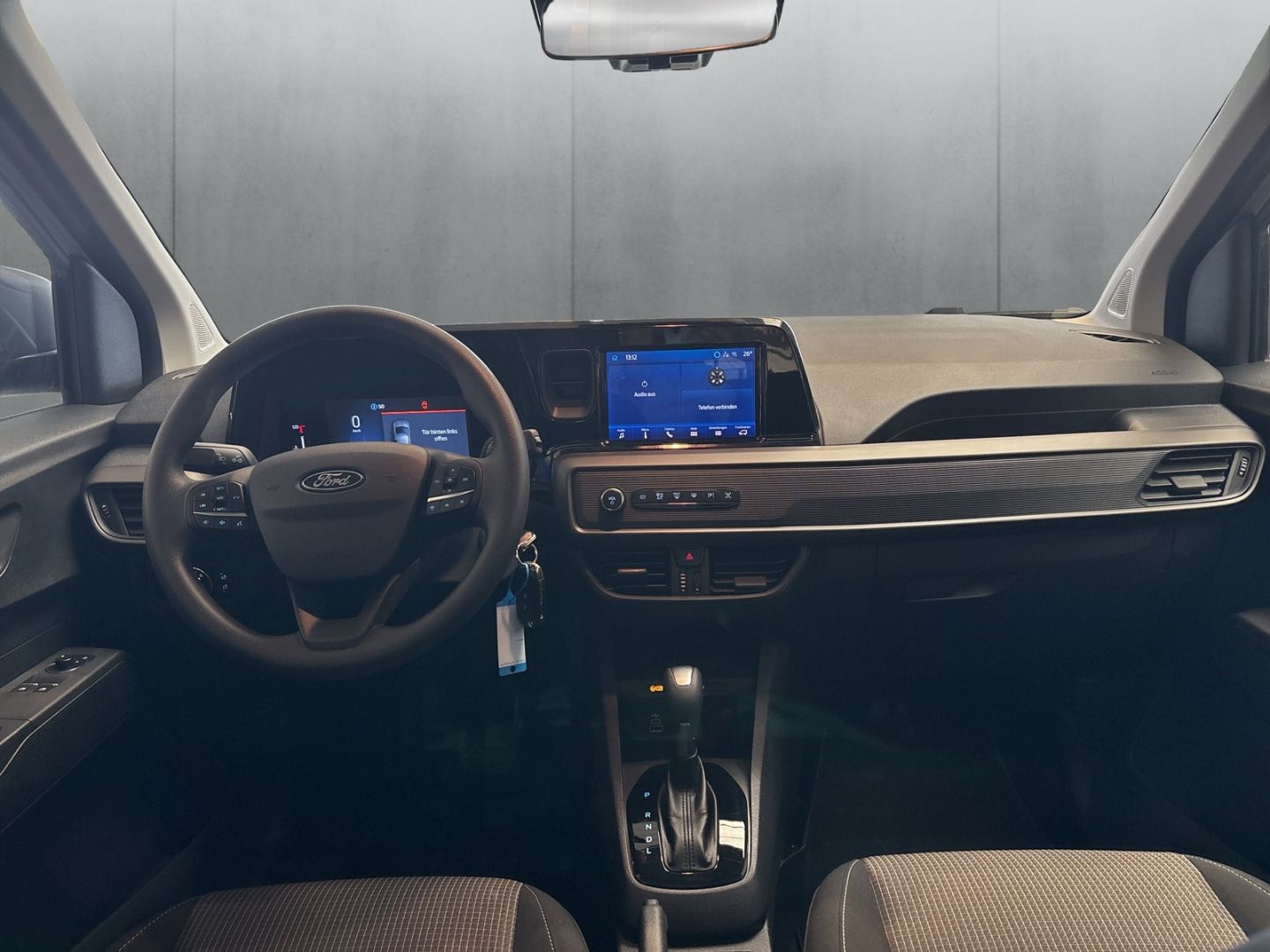 Fahrzeugabbildung Ford Tourneo Courier Trend GJR Klimaautom DAB Spurhal