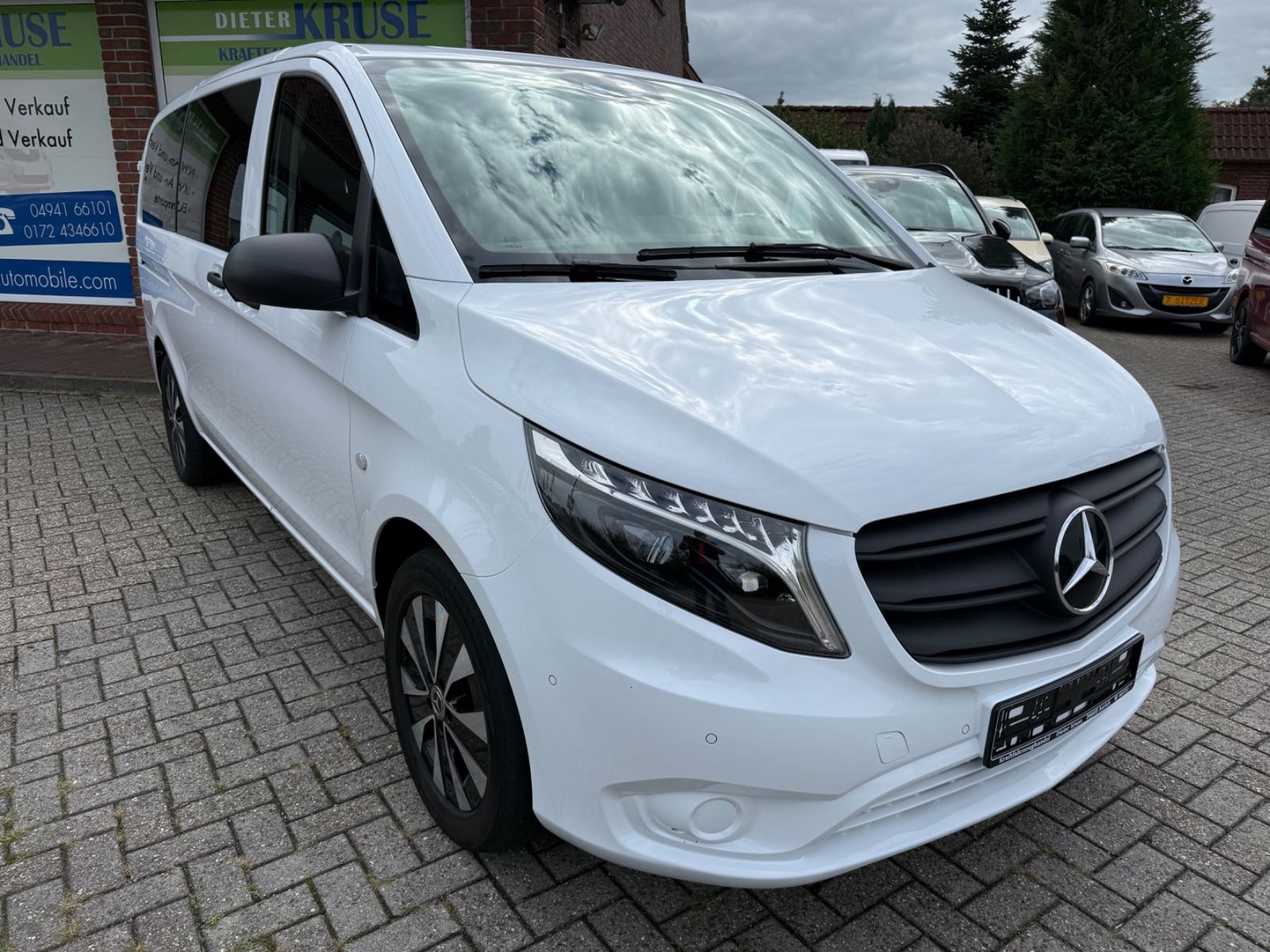 Mercedes-Benz Vito Tourer 119 CDI RWD lang Edition Distr. Sth foto 3