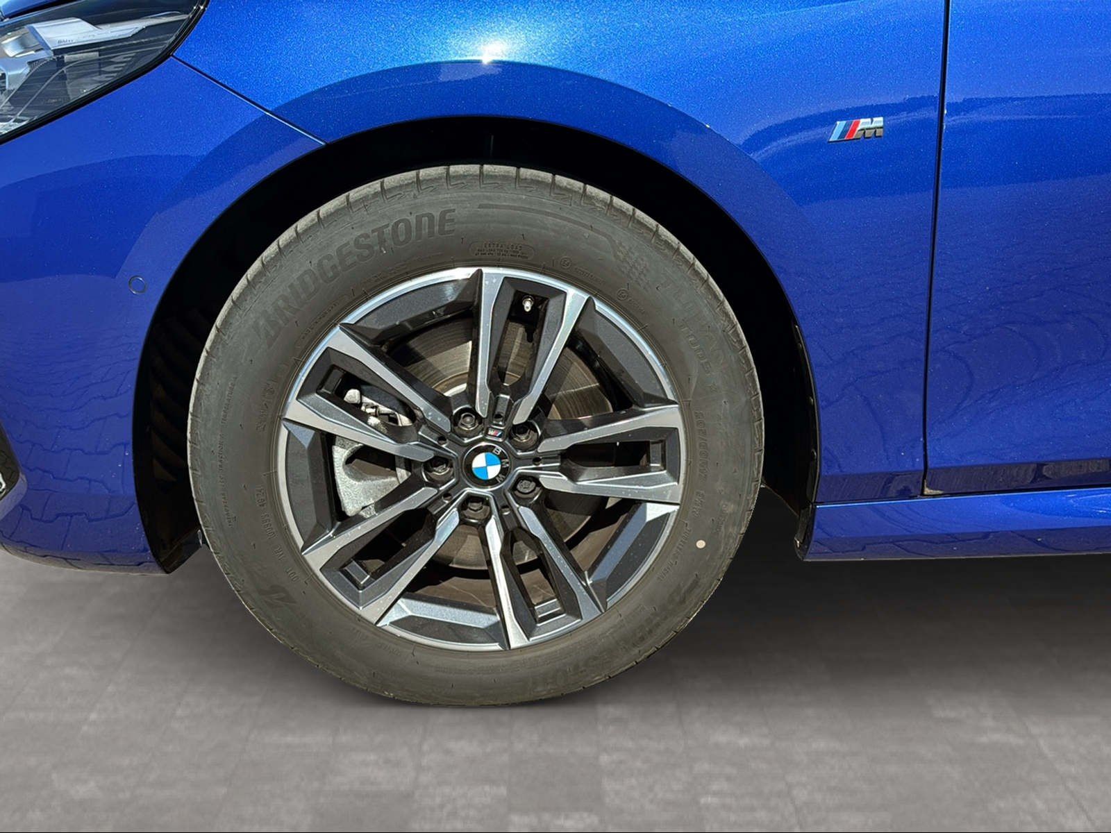 BMW 223 Active Tourer - Bild 13