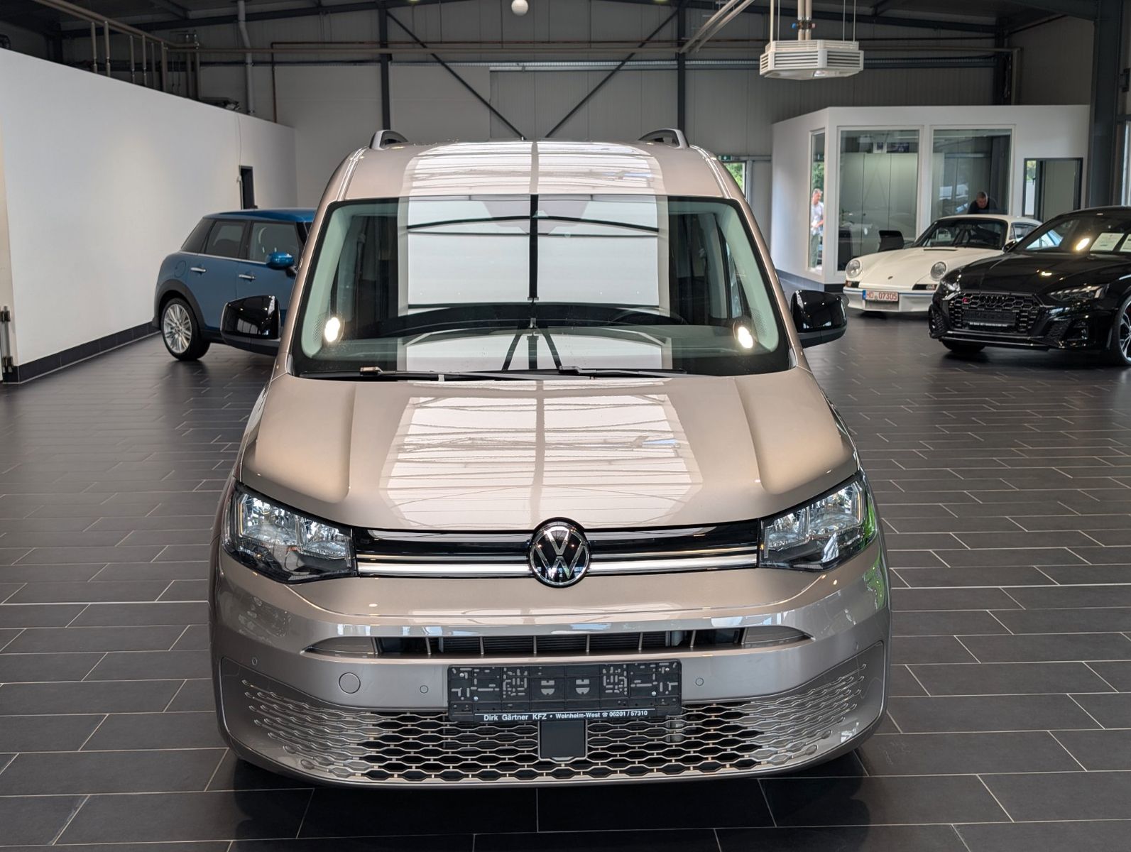 Volkswagen Caddy 1.5 TSI BMT (5-Si.) DSG Life foto 3