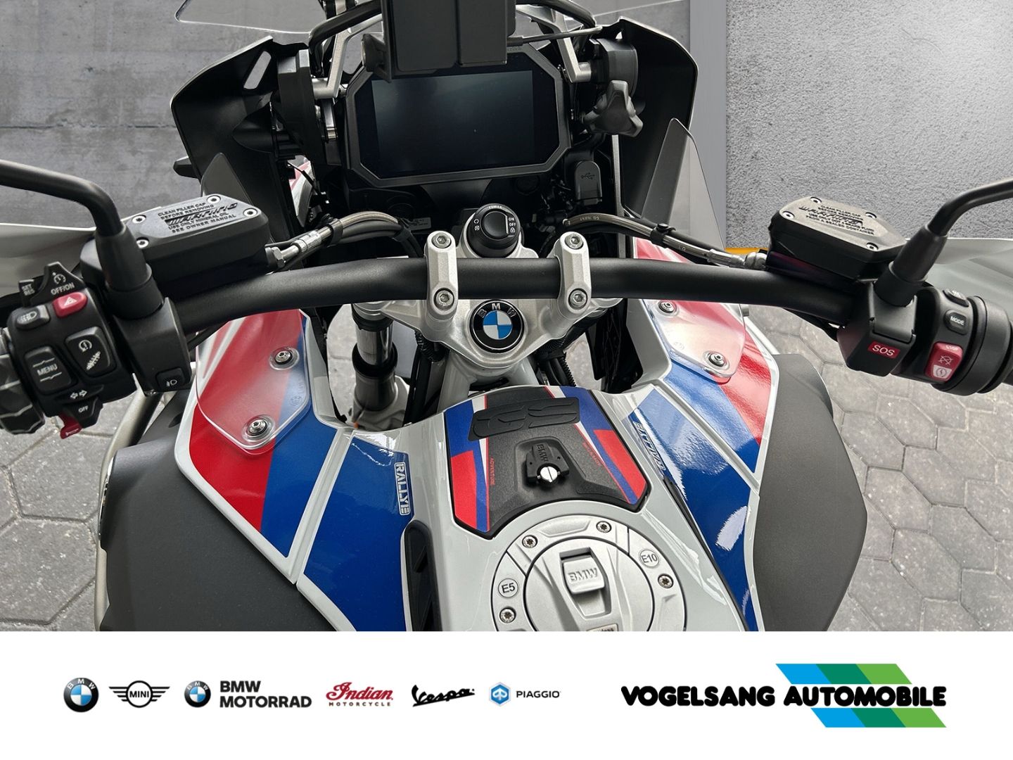 Fahrzeugabbildung BMW R 1250 GS Adventure Touring-Paket, Alukoffer u.