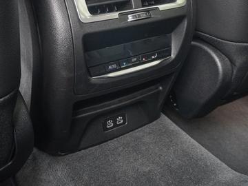 صورة مصغرة 16 لـ 2024 BMW IX3
