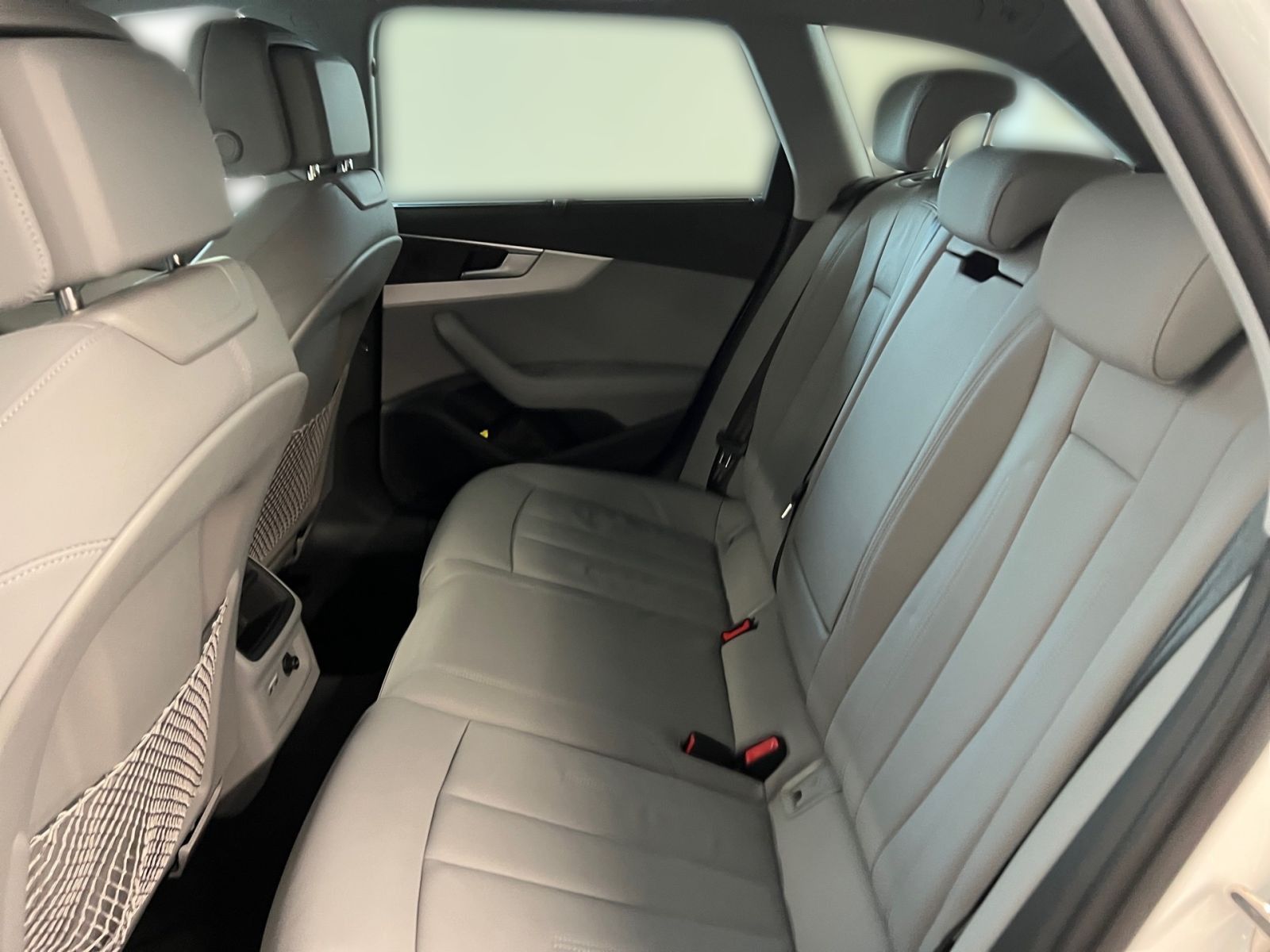 Audi A4 - Bild 10