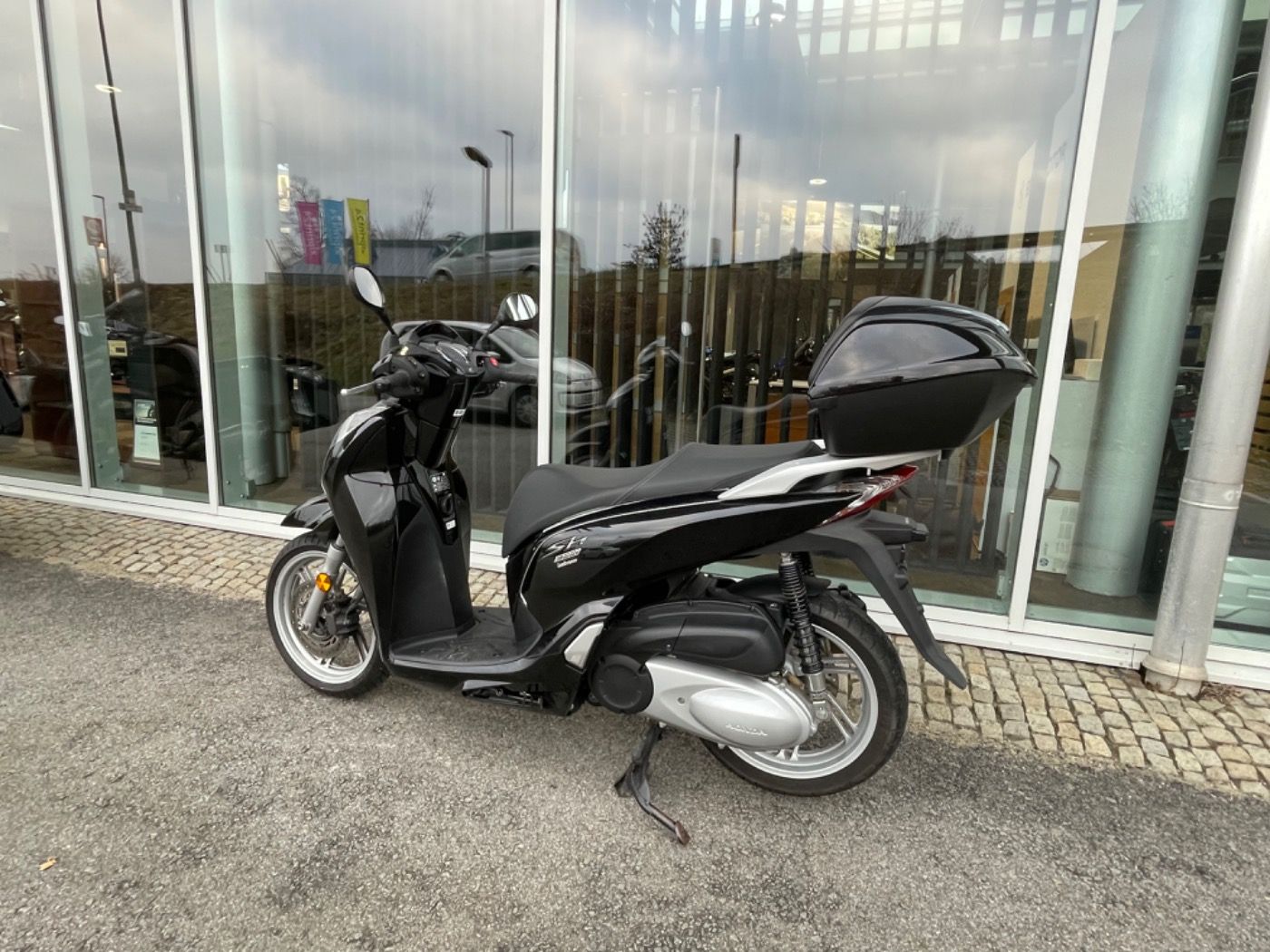 Fahrzeugabbildung Honda SH 300 A