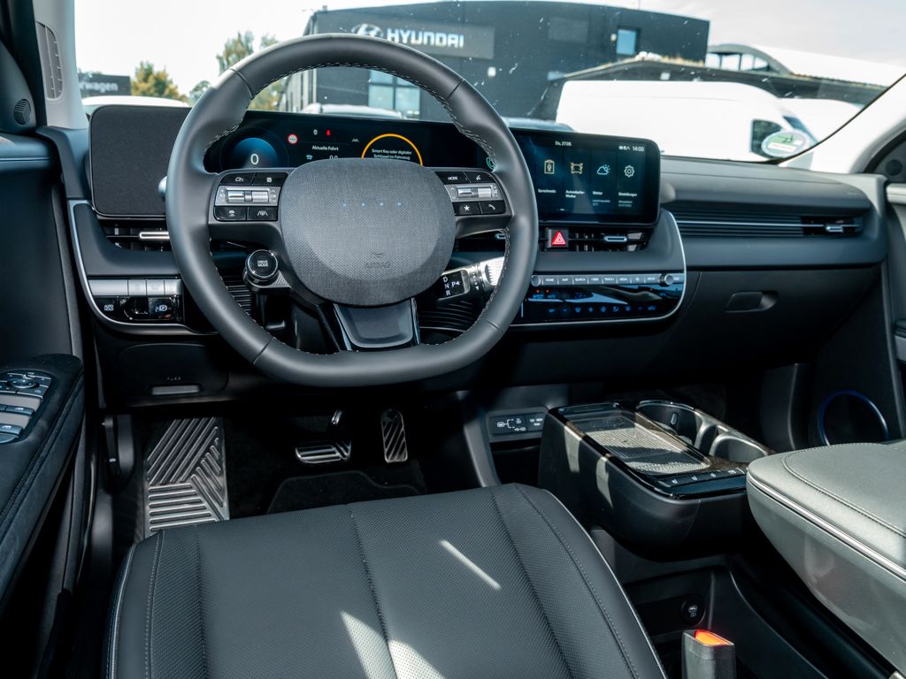 Fahrzeugabbildung Hyundai IONIQ 5 UNIQ 84 kWh Leder Sitzklima Park-Paket