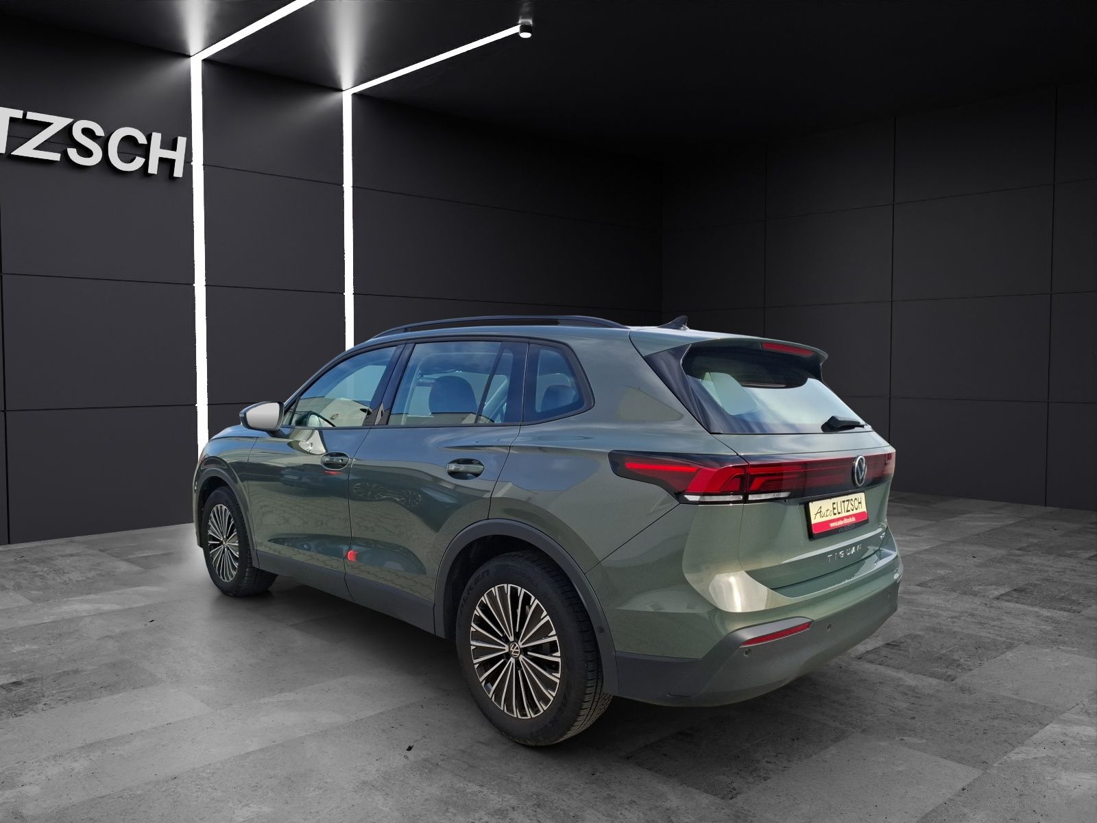 Fahrzeugabbildung Volkswagen Tiguan eTSI Life DSG Standhzg. LED AHK Navi AID