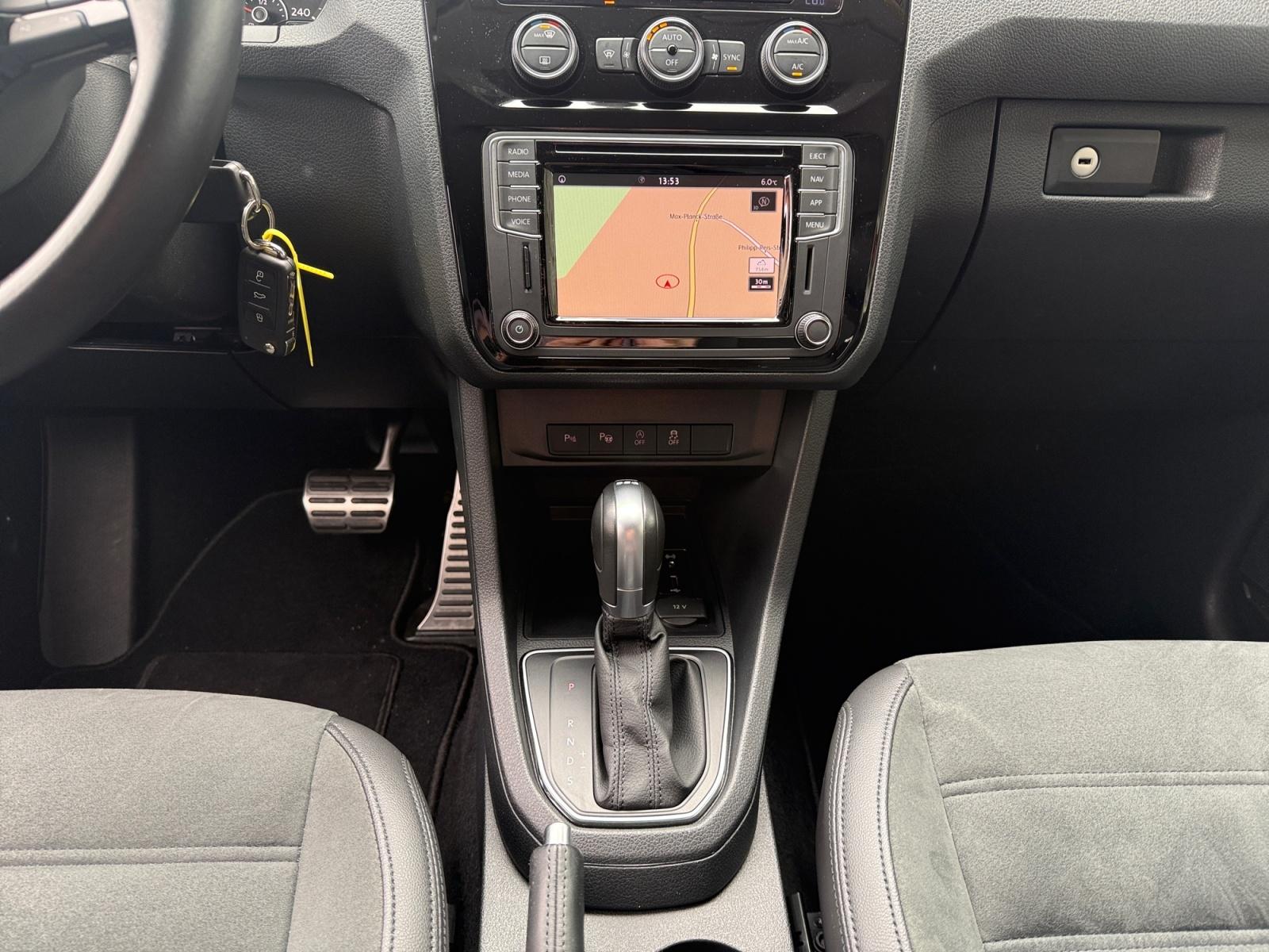 Volkswagen Caddy Maxi 1,4 TSI DSG Highline AHK Kamera