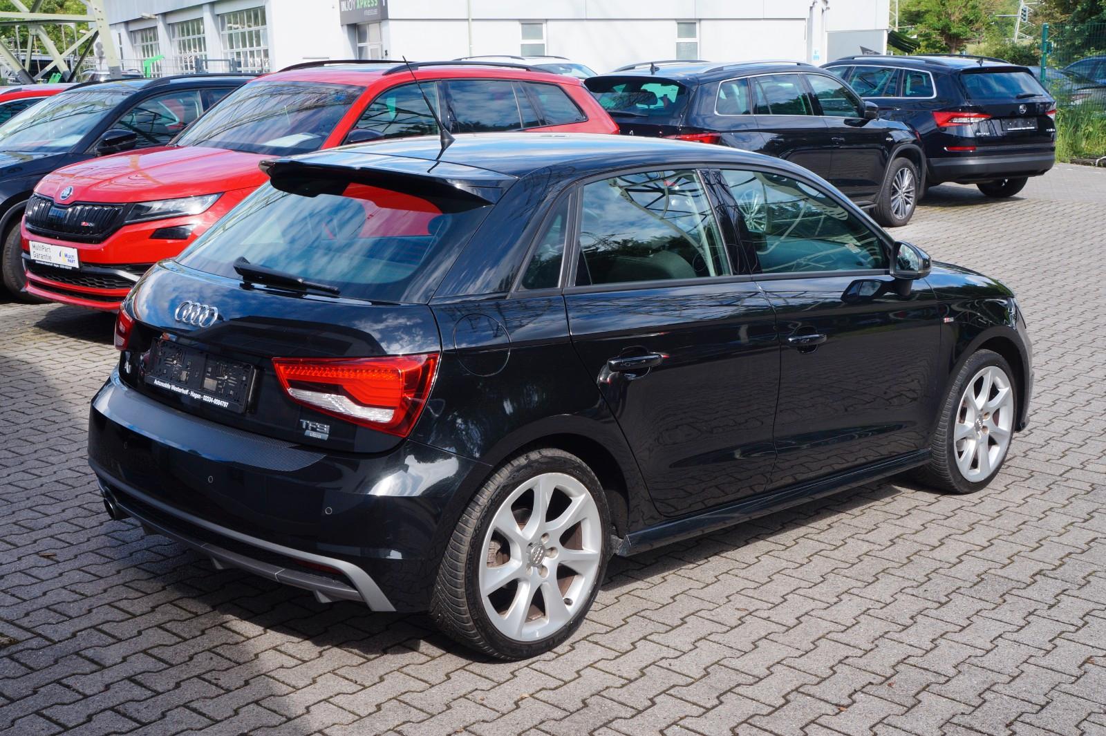 Audi A1 Sportback*Sportline*NAVI*PDC*SHZ*