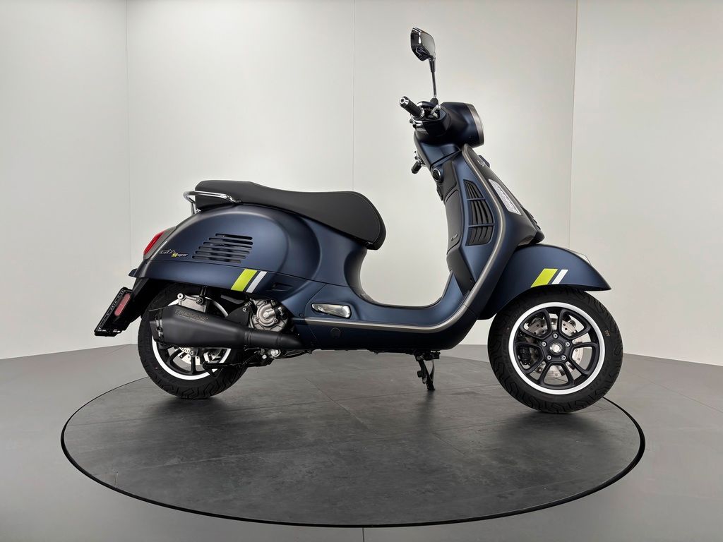 Fahrzeugabbildung Vespa GTS 300 SUPER TECH *NEUWERTIG/REMUS*