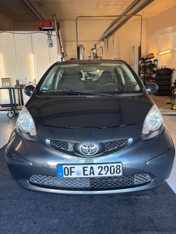 Toyota Aygo (X)
