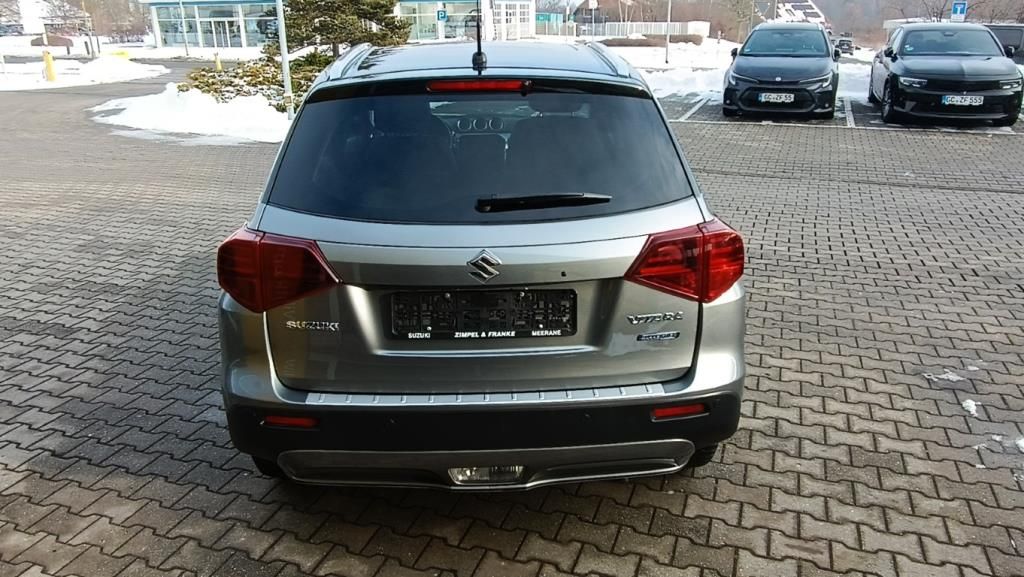 Autohaus Franke & Ebert -  Suzuki VITARA COMFORT+ ALLGRIP HYBRID 1,4   95 KW 129 P - Bild 8