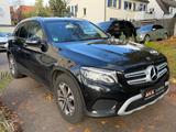 Mercedes-Benz GLC 220 d 4Matic 9G-Tronic|LED|AHK|LEDER|KAMERA - Gebrauchtwagen in Stuttgart