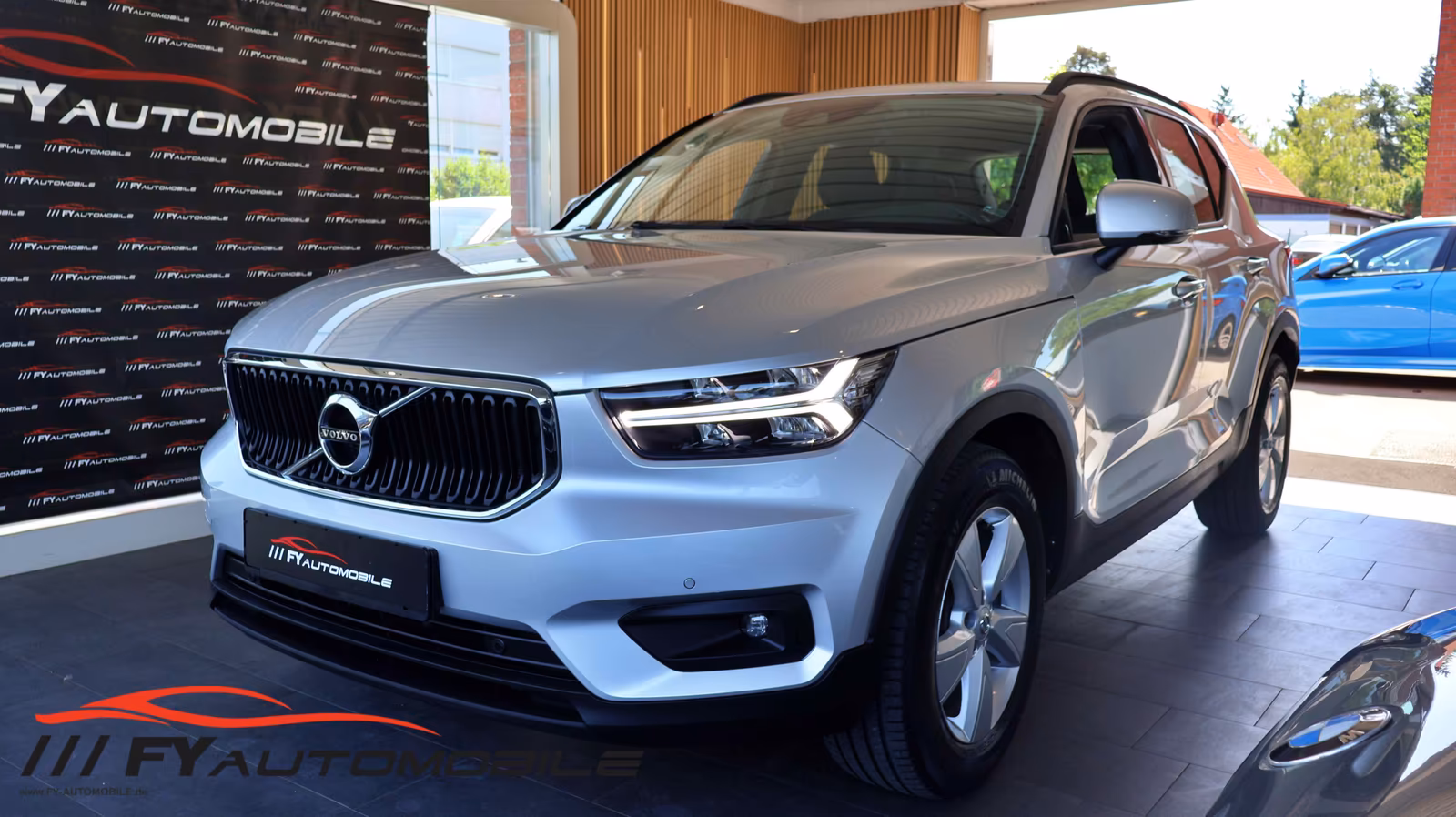 Volvo XC40 Design AWD Allrad 8xBereift Navi Garantie!