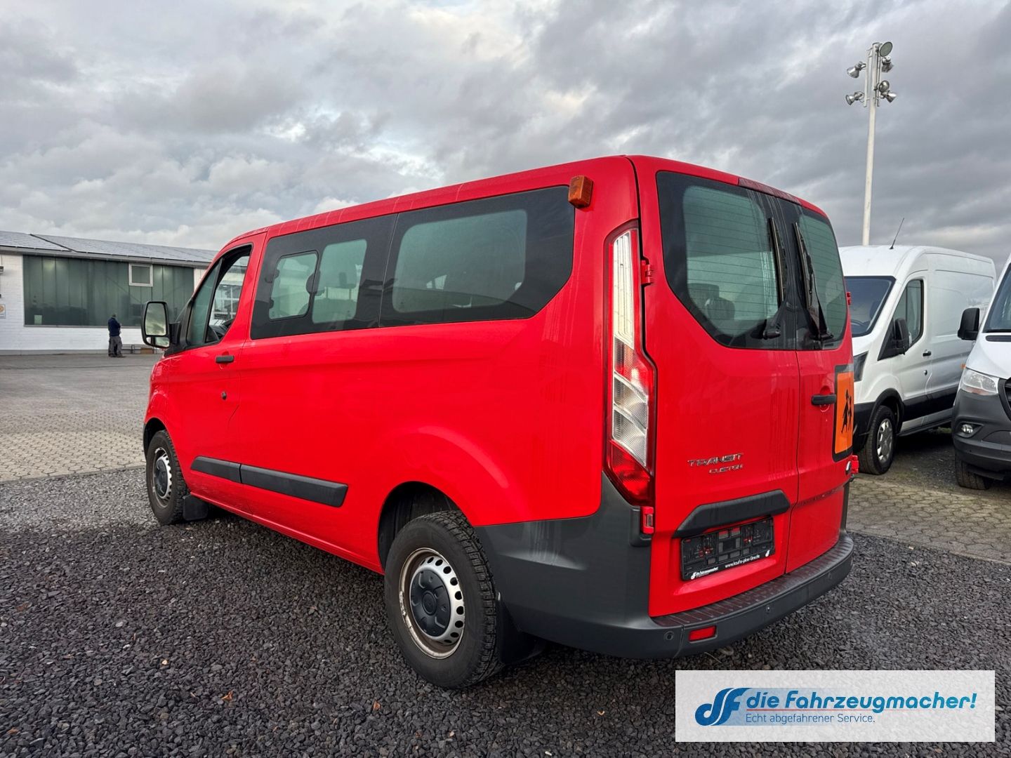 Fahrzeugabbildung Ford Transit Custom Tourneo 300 L1 *2473