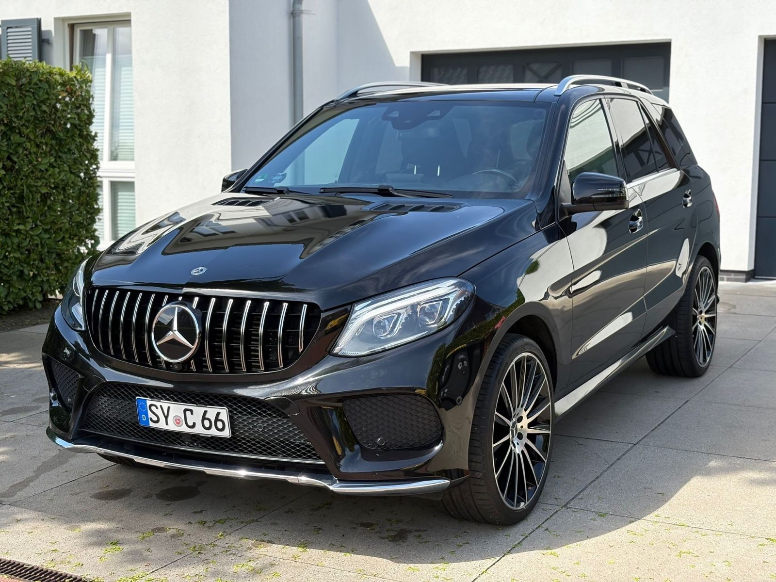 MERCEDES-BENZ GLE 350 d 4MATIC AMG Line