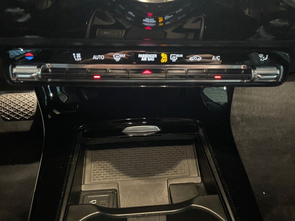 Fahrzeugabbildung Mercedes-Benz A 200 STYLE Totwi. Navi LED SHZ KAM SpurH KlimaA