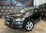 Audi Q5 2.0 TDI 190 CV quattro S tronic S-LINE - Audi Q5: Grau, Kombi
