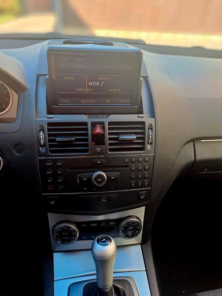 Mercedes-Benz C350 2007 — photo 14