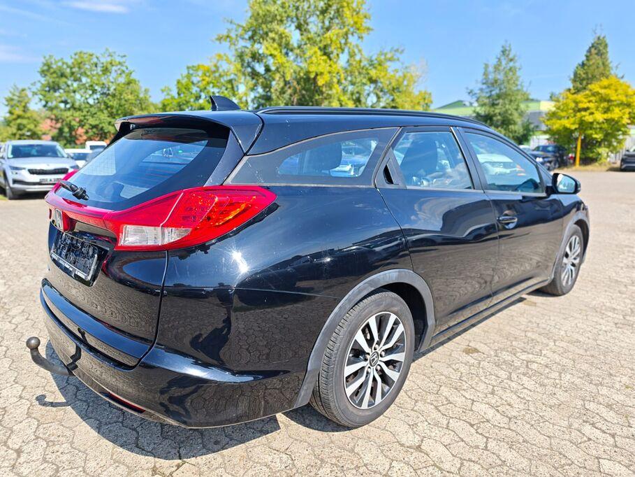 Honda Civic 2014 — interior