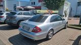 Mercedes-Benz Mercedes E 240  mit LPG - Mercedes-Benz E 240 mit LPG-Antrieb