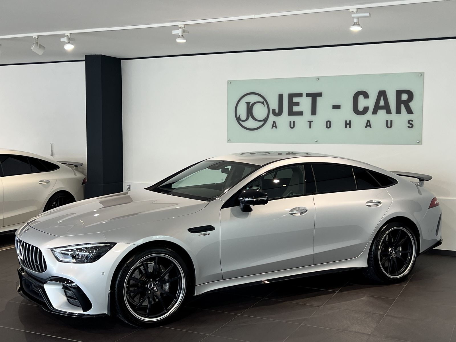 MERCEDES-BENZ AMG GT 43 4M.+ *V8 Styling-Aero-Perf. Sitze*