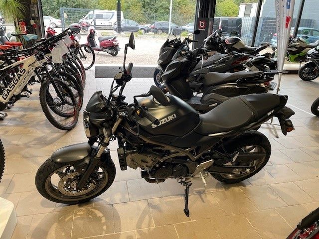 Suzuki SV 650 ABS MY25  Tageszulassung Euro 5