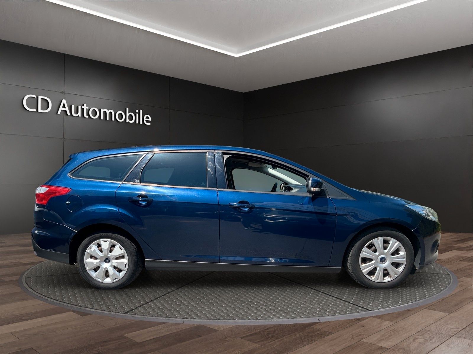 Fahrzeugabbildung Ford Focus Turnier TDCI Kima/TÜV NEU/TOP ZUSTAND