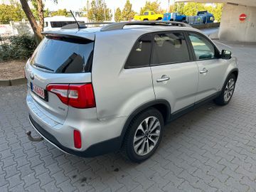 KIA Sorento - 5