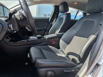 Mercedes CLA 220 Shooting Brake - 4
