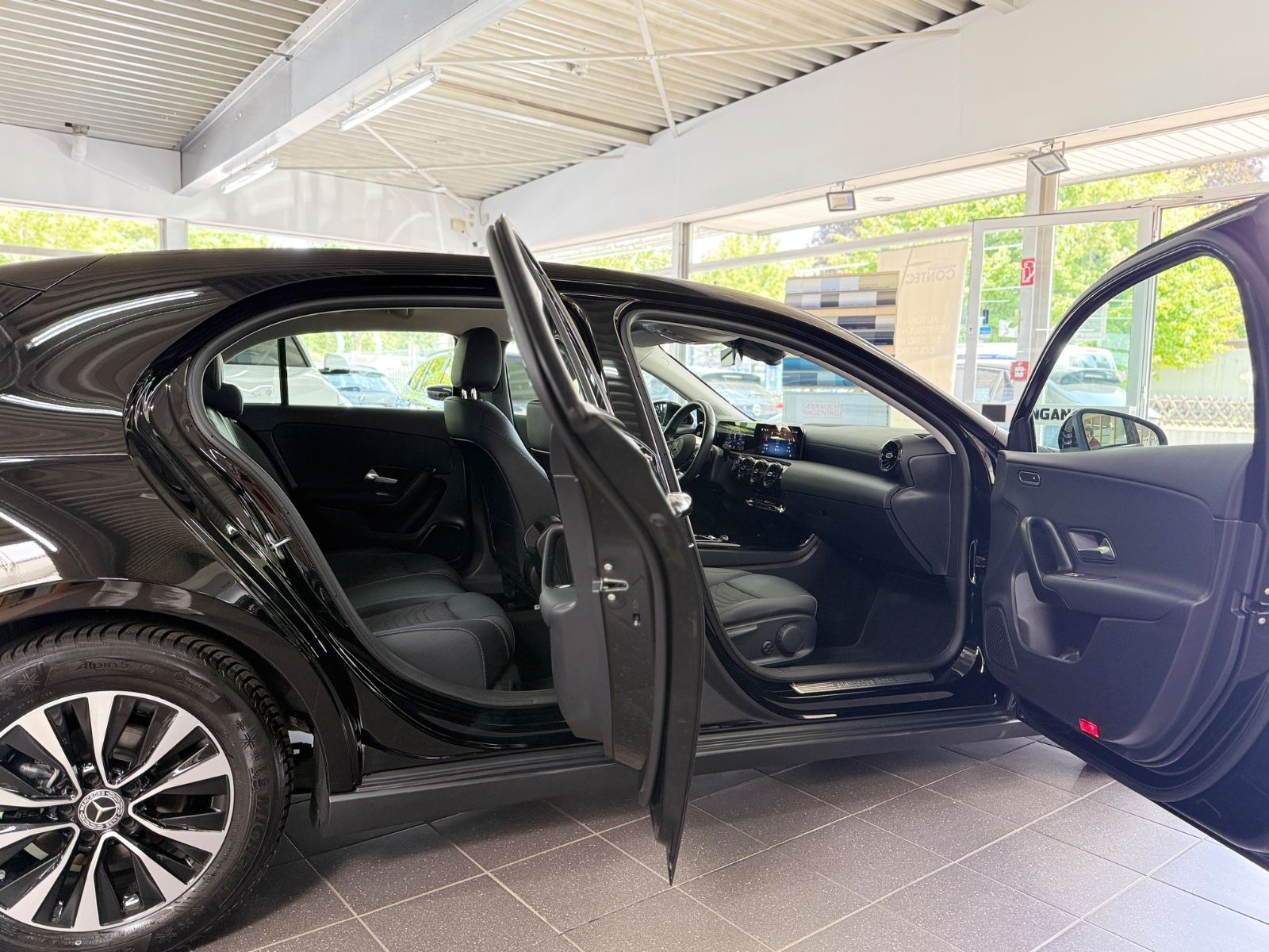 Mercedes-Benz A 180 d Lim. High LED Navi Direktlenkung Agility foto 20