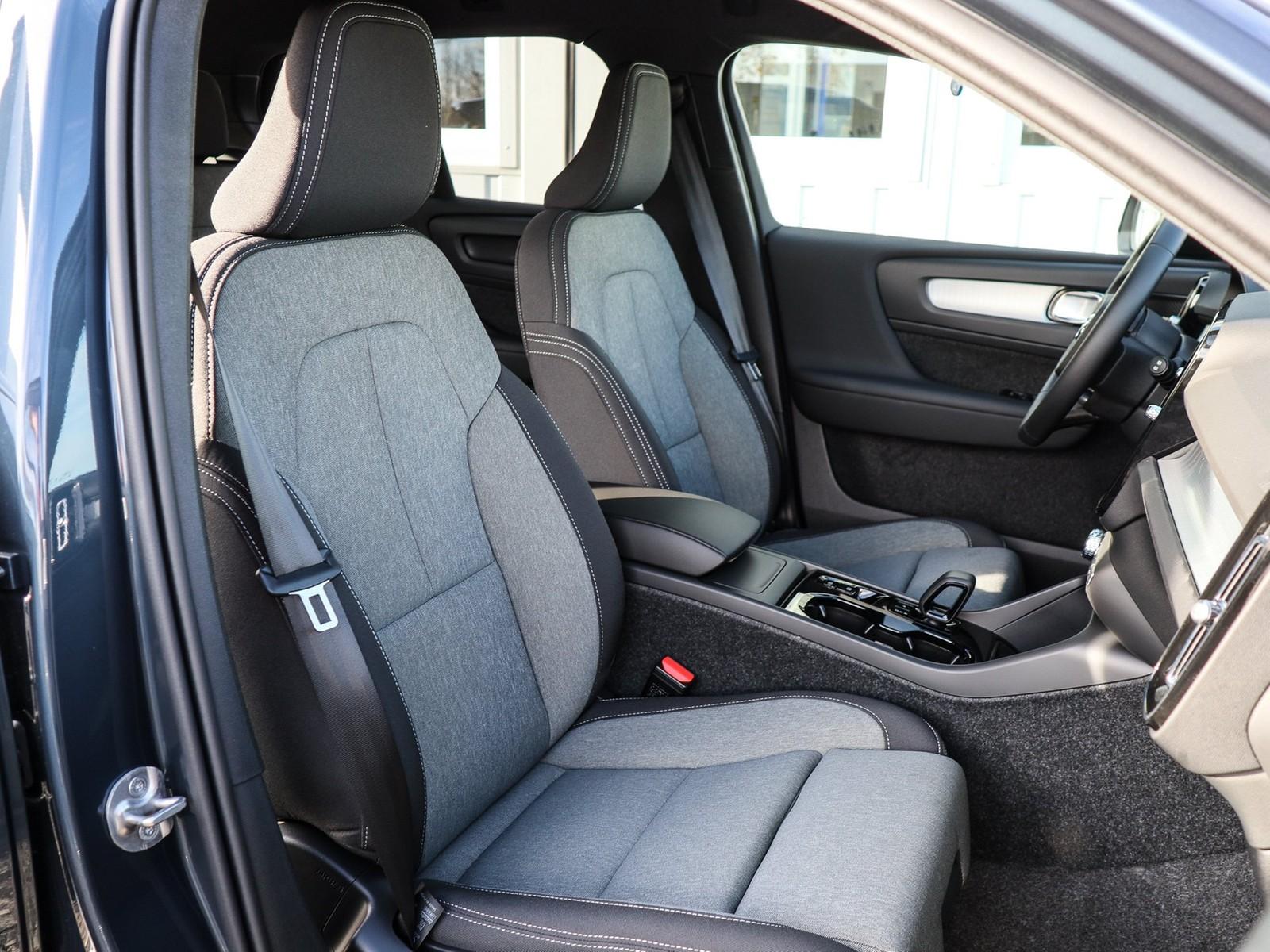 Volvo XC40 B3 Plus Black Edition 20" 360 Parkkamera Fr