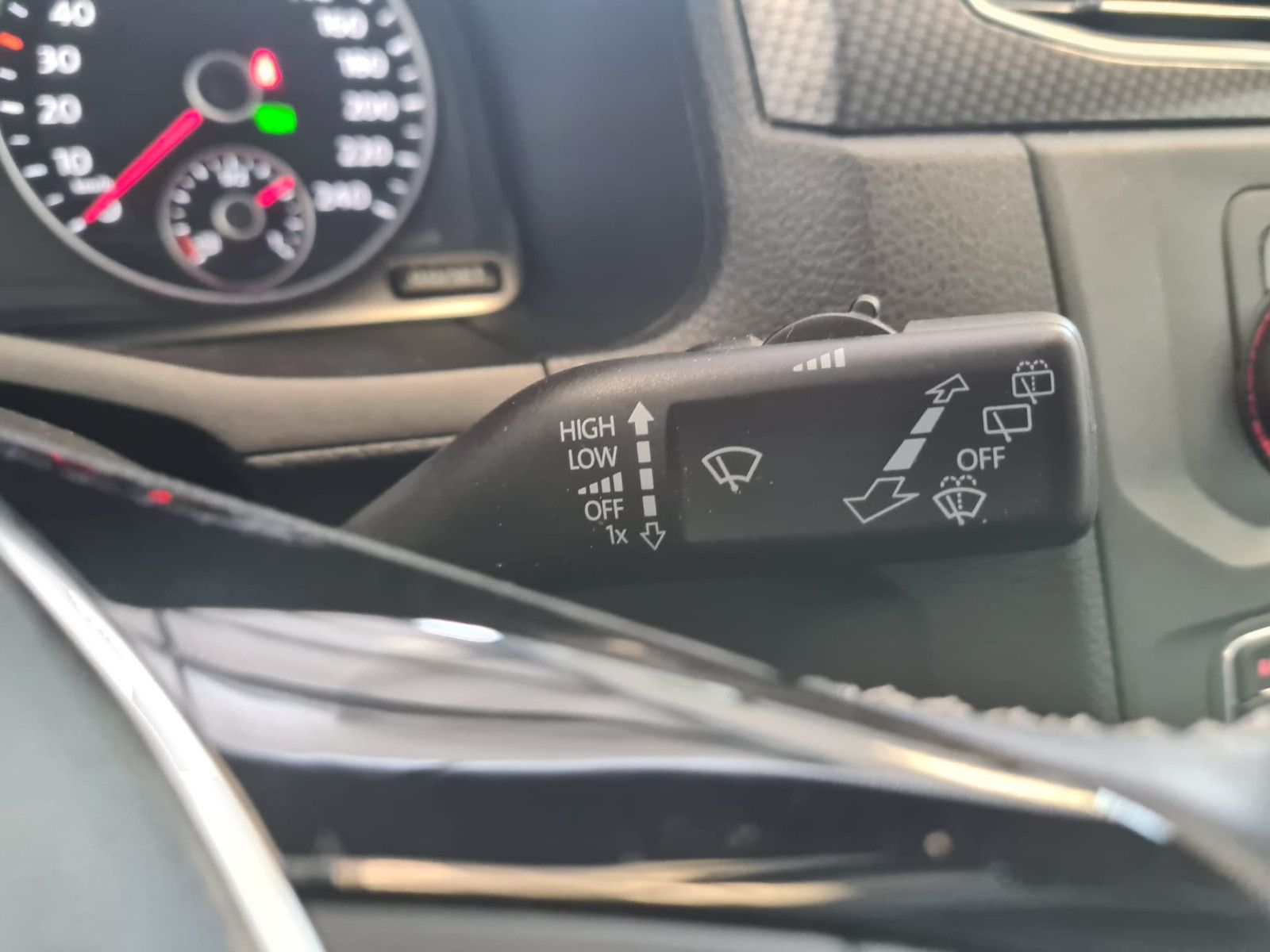 Fahrzeugabbildung Volkswagen Caddy PKW Alltrack BMT / NAVI / DSG