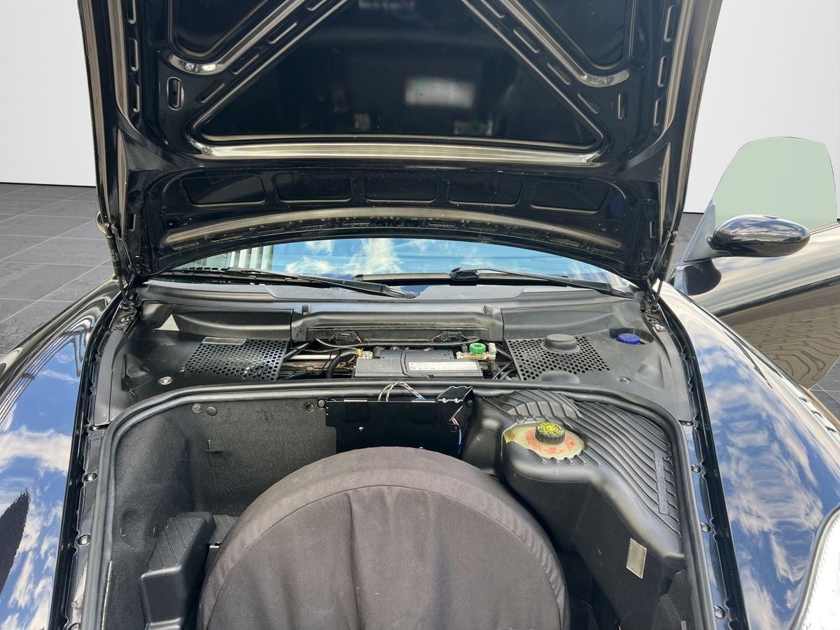 Fahrzeugabbildung Porsche 911 Typ 996 Targa 235 kW