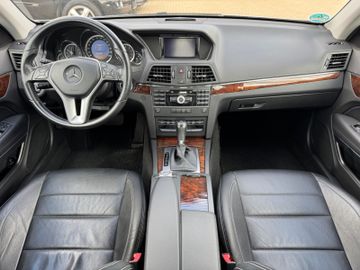 Mercedes E 300 - 9