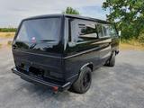 Volkswagen T3 andere - Volkswagen T3 other mit Benzin-Antrieb: Kleinbus