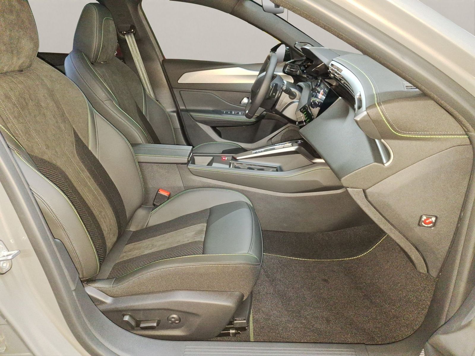 Peugeot 408 - Bild 16