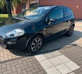 Fiat Grande Punto Schwarz EZ 2013 87kkm - Fiat Grande Punto aus 2013